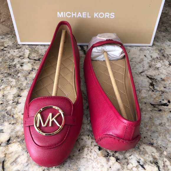NIB Michael Kors Lillie Fulton Flats Berry SZ 9.5 - Picture 2 of 7